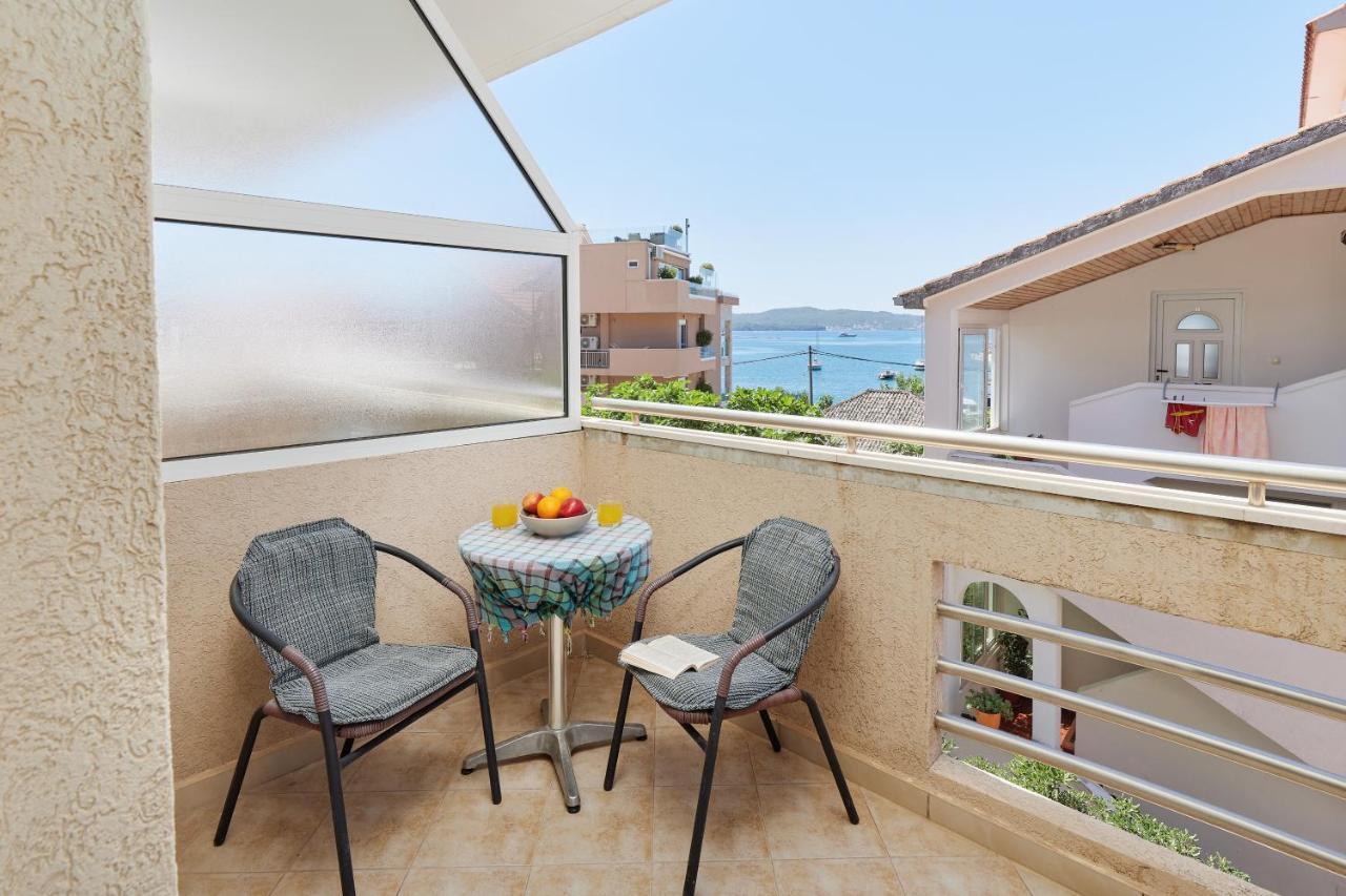 Rosic Apartments Tivat Exterior foto