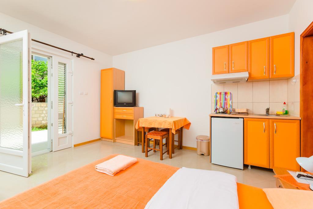 Rosic Apartments Tivat Cameră foto