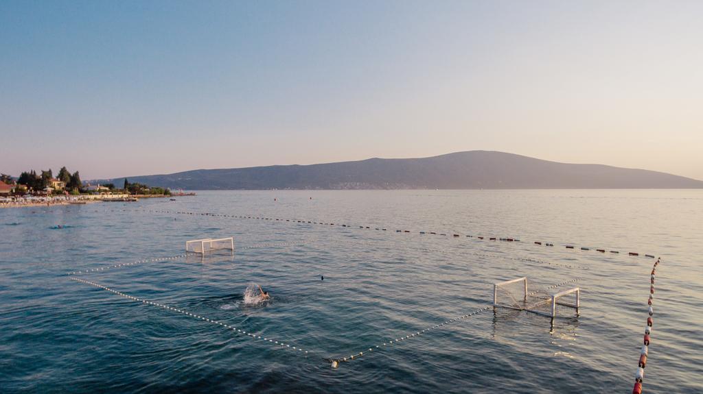 Rosic Apartments Tivat Exterior foto
