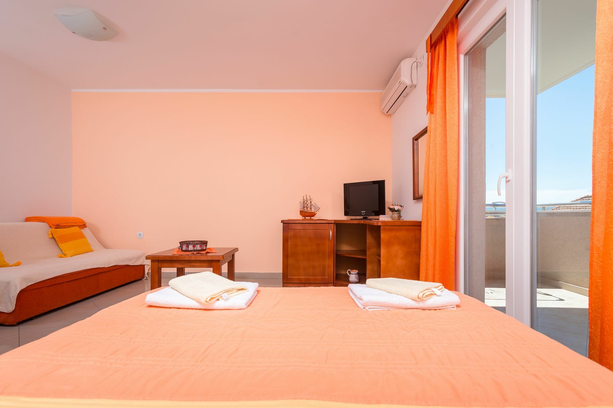 Rosic Apartments Tivat Exterior foto